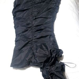 Black one should midi dress